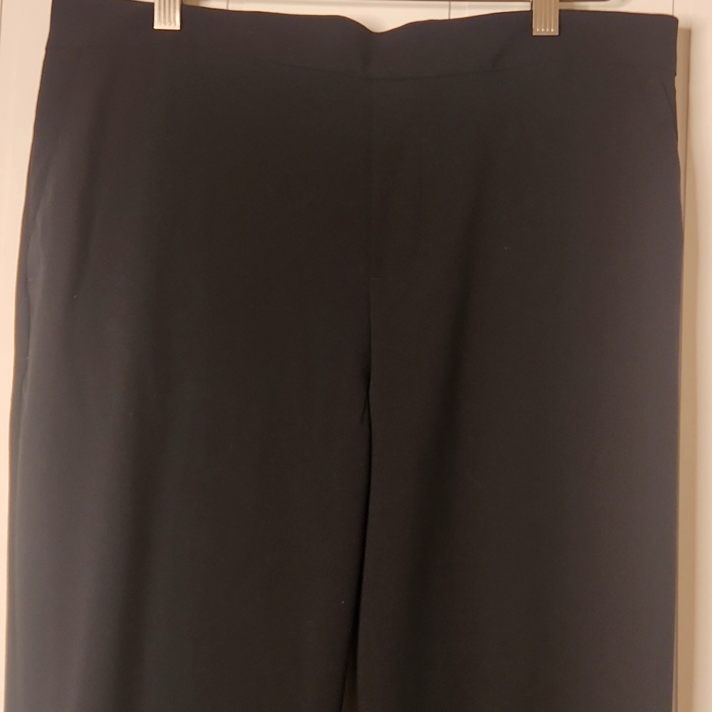 Banana Republic Timeless Staple black pull on flat front trouser pants.size 12 - Picture 3 of 11